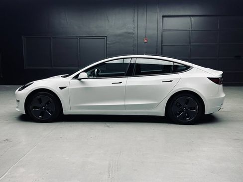 Used 2021 Tesla Model 3 Standard Range Plus RWD image 3