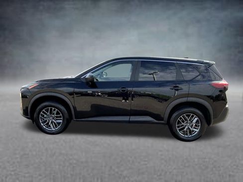 Used 2023 Nissan Rogue S FWD image 2