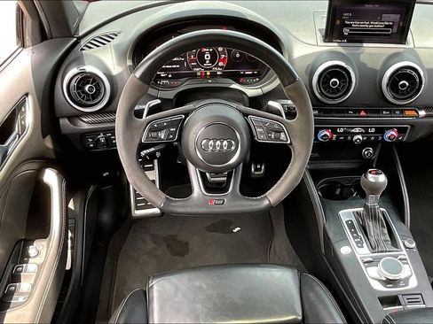 Used 2019 Audi RS 3 w/ Technology Package AWD/4WD image 4
