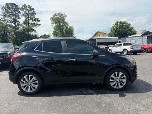 Used 2020 Buick Encore Preferred FWD image 6