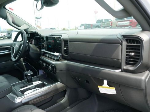 New 2026 Chevrolet Silverado 1500 LTZ w/ LTZ Premium Package AWD/4WD image 11
