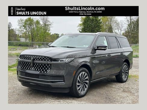 New 2025 Lincoln Navigator Black Label AWD/4WD image 1