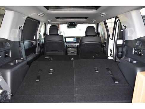 New 2025 Hyundai Santa Fe Limited image 90