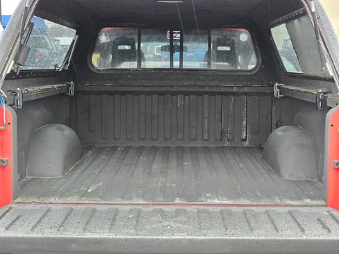 Used 2006 Dodge Dakota ST image 14