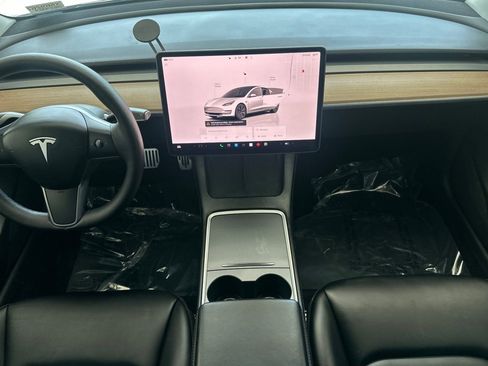 Used 2023 Tesla Model 3 Standard Range image 14