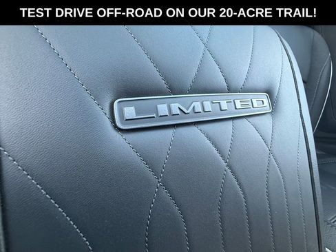 New 2026 RAM 2500 Limited AWD/4WD image 18