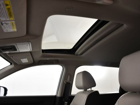Certified 2025 Honda CR-V EX image 38