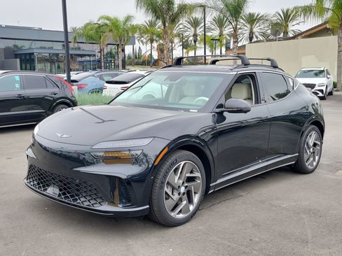 New 2026 Genesis GV60 Advance image 1