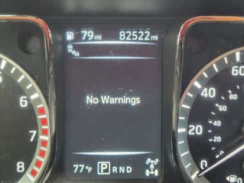 Used 2017 Nissan Titan SV AWD/4WD image 11