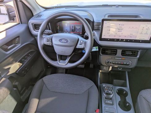 New 2025 Ford Maverick XL image 17