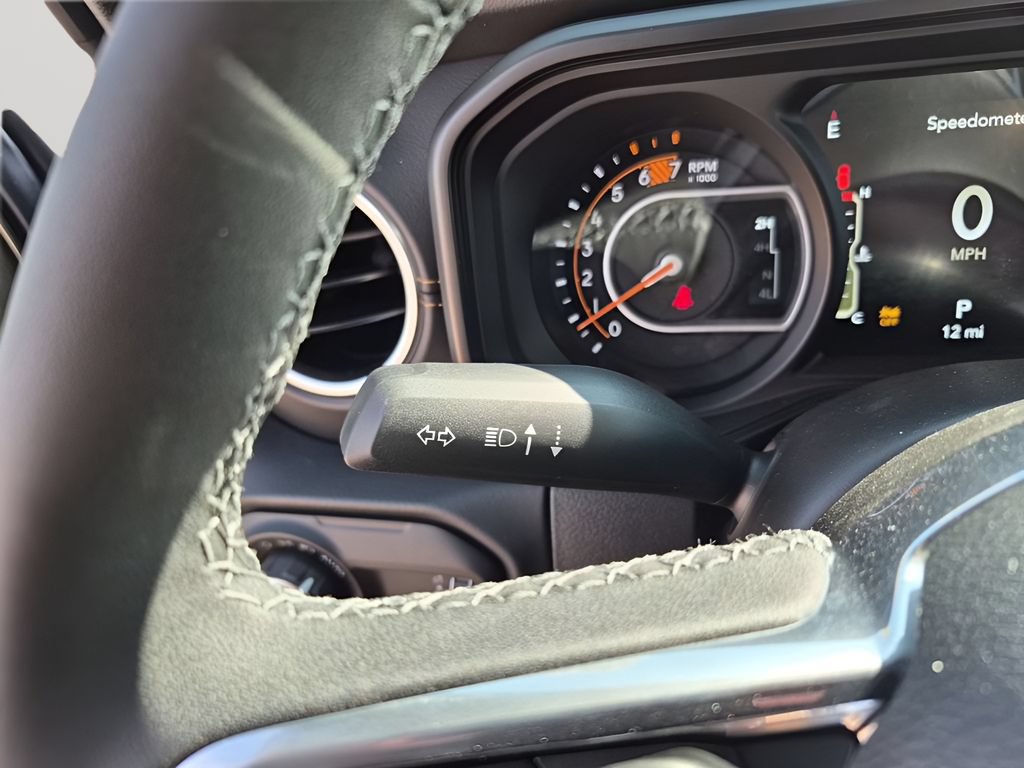 New 2026 Jeep Wrangler Unlimited Sahara AWD/4WD image 35