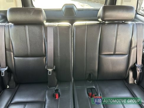 Used 2014 GMC Yukon XL SLT AWD/4WD image 16
