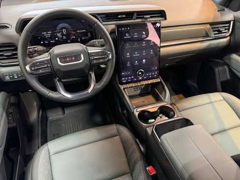 New 2026 GMC Terrain AT4 w/ Convenience Package III image 34