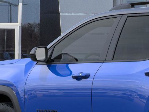 New 2026 GMC Terrain Elevation w/ Elevation Premium Package image 36