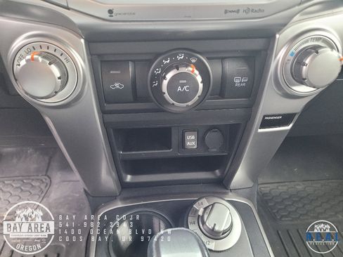 Used 2018 Toyota 4Runner 4WD image 15