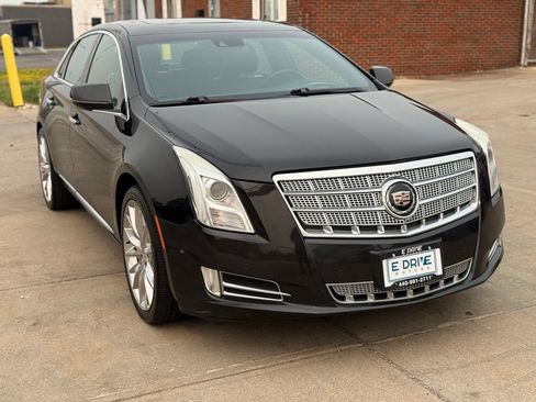 Used 2014 Cadillac XTS Platinum FWD image 3