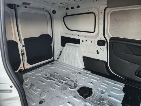 Used 2022 RAM ProMaster City Tradesman image 14