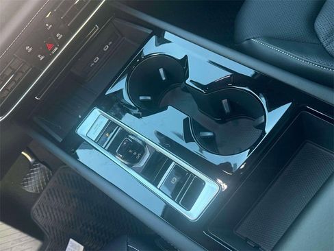 New 2026 Volkswagen Atlas SE FWD image 23
