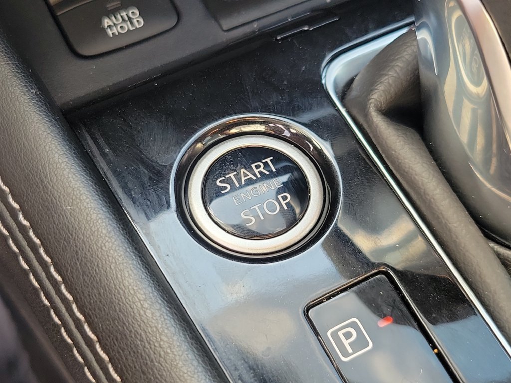 Certified 2023 Nissan Kicks SR w/ SR Premium Package FWD image 29
