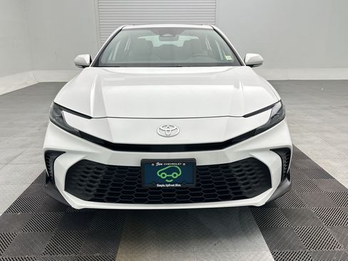 Used 2026 Toyota Camry SE w/ Convenience Package AWD/4WD image 6