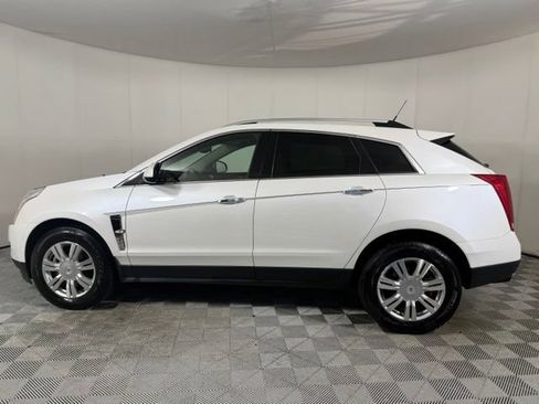 Used 2012 Cadillac SRX Luxury FWD image 3