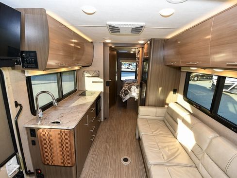 Used 2017 Ford E-450 and Econoline 450 Super Duty w/ A/C Prep Package image 4