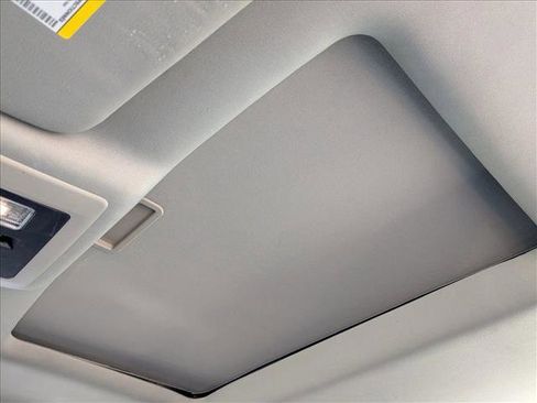 Used 2015 RAM 2500 Laramie w/ Convenience Group image 16