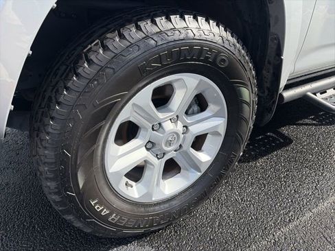 Certified 2023 Toyota 4Runner SR5 Premium image 18