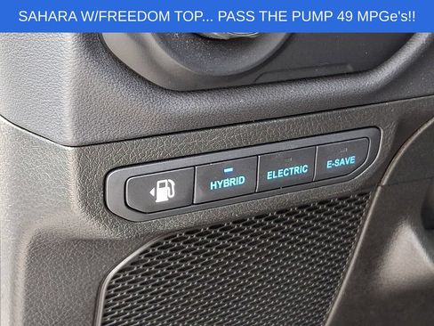 Used 2024 Jeep Wrangler Unlimited Sahara AWD/4WD image 24