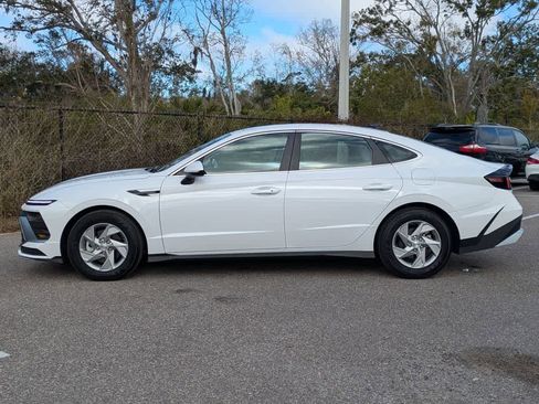 Used 2025 Hyundai Sonata SE image 2