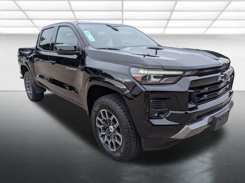 Used 2023 Chevrolet Colorado Z71 w/ Advanced Trailering Package AWD/4WD image 1