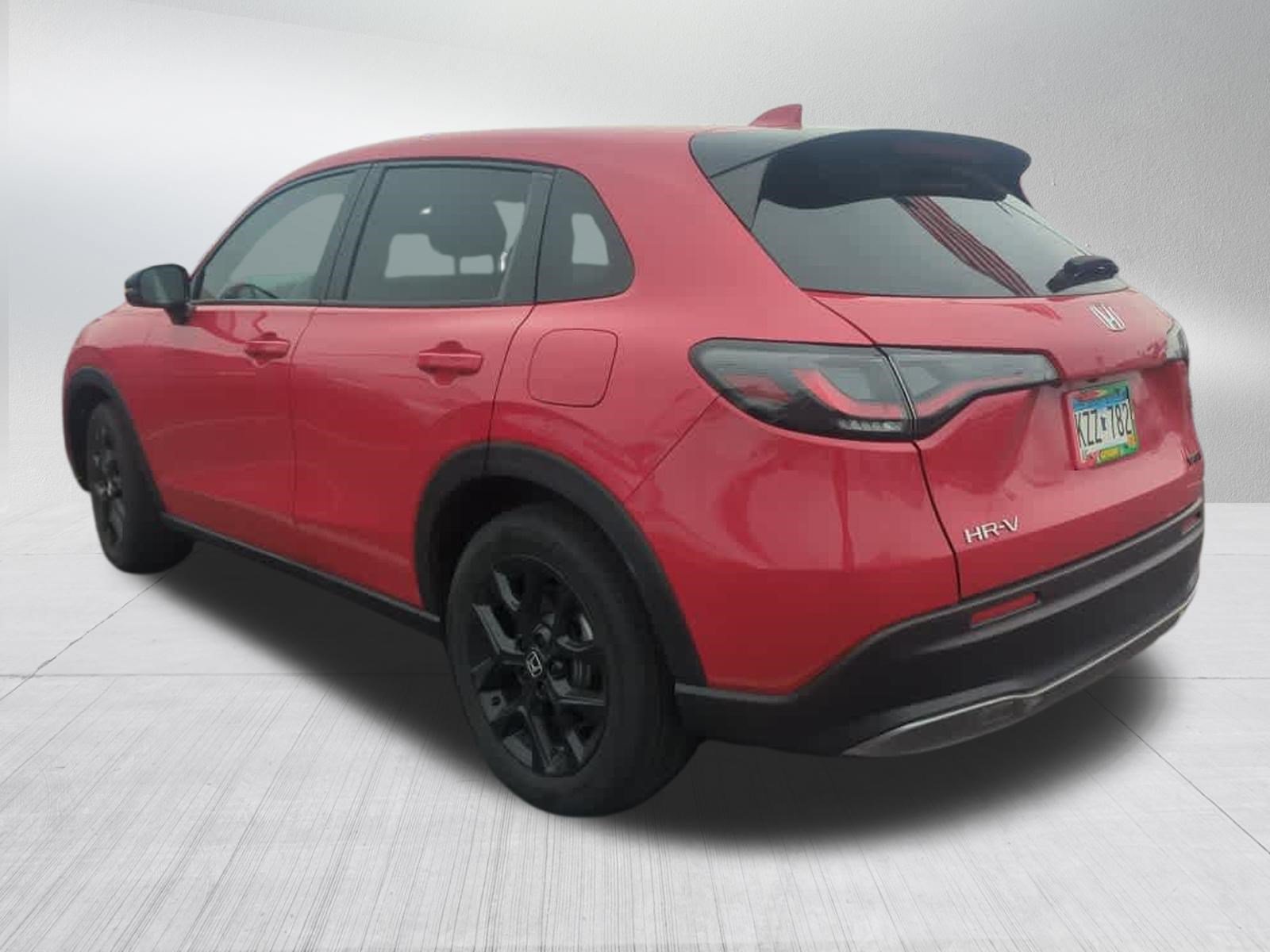 Used 2025 Honda HR-V Sport image 5