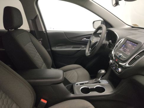 Used 2020 Chevrolet Equinox LT image 21