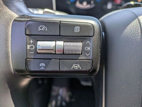 Used 2025 Hyundai Santa Fe SEL AWD/4WD image 18