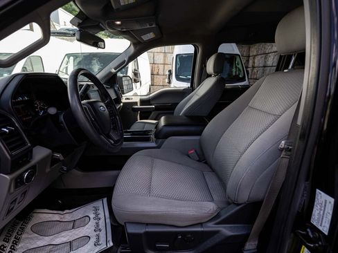 Used 2019 Ford F150 XLT w/ Equipment Group 302A Luxury AWD/4WD image 23