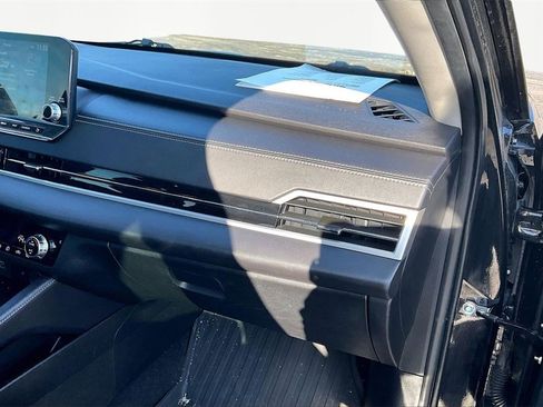 Used 2022 Mitsubishi Outlander SE image 29