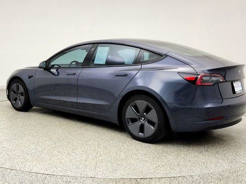 Used 2023 Tesla Model 3 Standard Range RWD image 12
