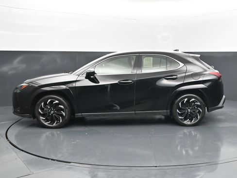 Used 2024 Lexus UX 250h FWD w/ Premium Package image 2