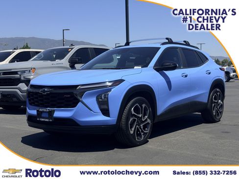 Used 2024 Chevrolet Trax RS FWD image 3