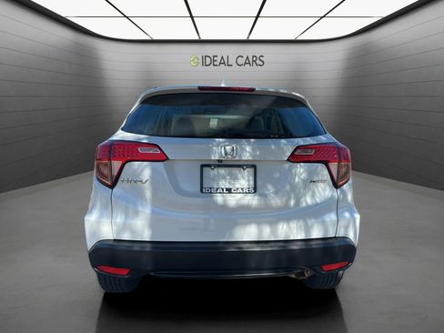 Used 2016 Honda HR-V LX image 6