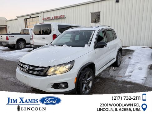 Used 2017 Volkswagen Tiguan Sport image 1