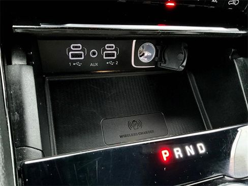 Used 2023 Jeep Grand Cherokee Altitude image 23