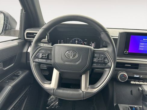 Used 2025 Toyota 4Runner SR5 image 14