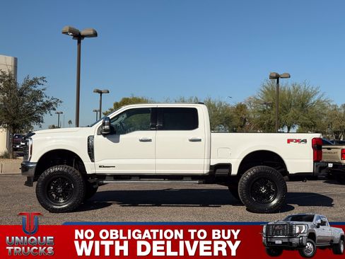 Used 2025 Ford F350 Lariat image 9