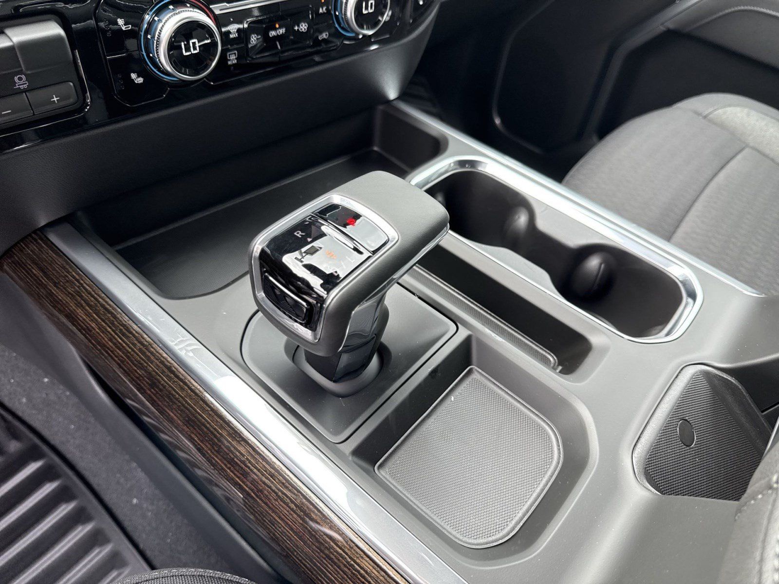 New 2026 GMC Sierra 1500 Elevation AWD/4WD image 17