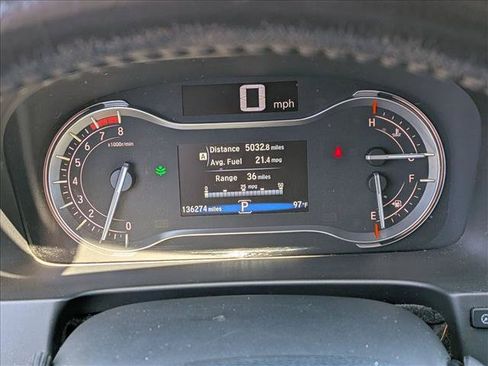 Used 2016 Honda Pilot Touring image 9
