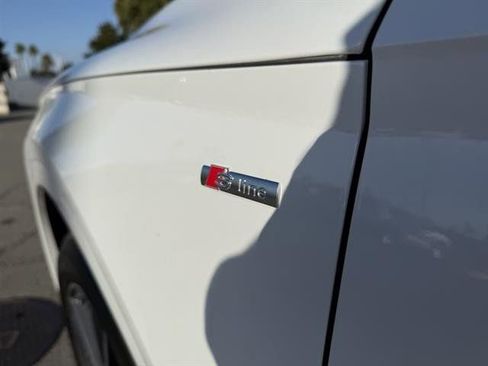 Used 2020 Audi Q5 e Prestige w/ Prestige Package image 9