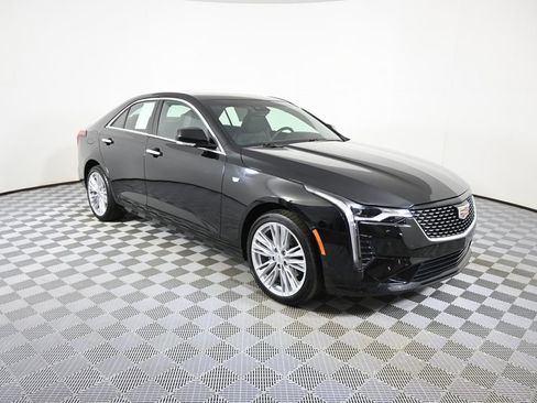 Used 2025 Cadillac CT4 Premium Luxury AWD/4WD image 9