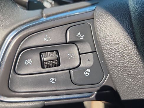 Used 2023 Buick Envision Preferred FWD image 13