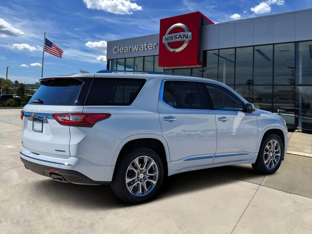 Used 2019 Chevrolet Traverse Premier w/ Driver Confidence II Package FWD image 4